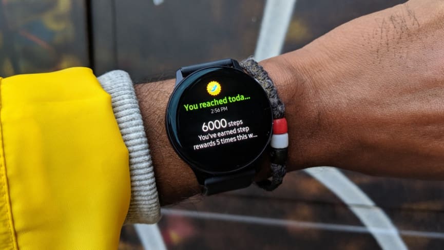 Huawei Watch GT 2e v Samsung Galaxy Watch Active 2