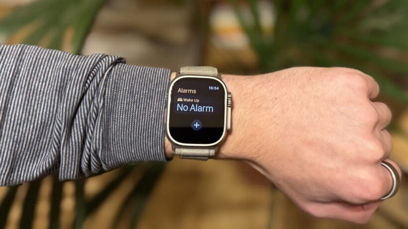 The imperfect solution to separating an iPhone alarm from the Apple Watch - Wareable The imperfect solution to separating an iPhone alarm from the Apple Watch - Wareable