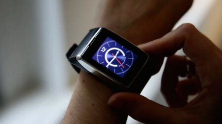 Smartwatches that kickstarted the wearable revolution Smartwatches that kickstarted the wearable revolution