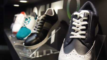 Iofit smart shoes first look: Fixing golf swings and squats from the feet Iofit smart shoes first look: Fixing golf swings and squats from the feet