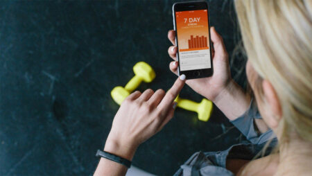 Health and fitness apps are letting wearable tech down Health and fitness apps are letting wearable tech down