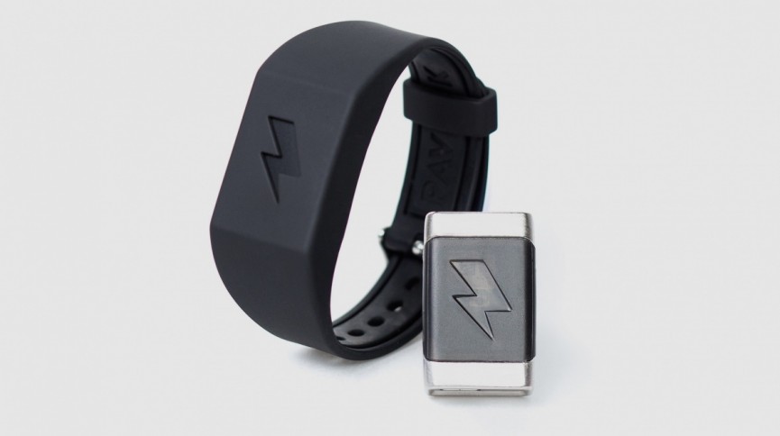 Shock, vibrate or slowly wake: Can a wearable make you a morning person?