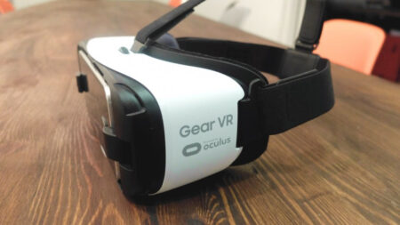 Samsung Gear VR is invading the classroom in a big way Samsung Gear VR is invading the classroom in a big way