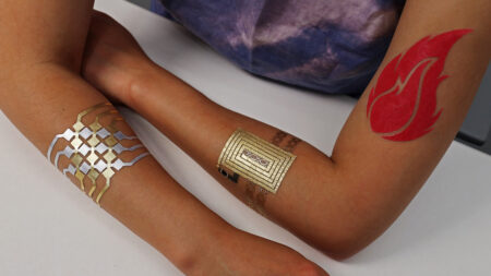 DuoSkin is MIT & Microsoft Research’s temp tattoo for controlling gadgets DuoSkin is MIT & Microsoft Research's temp tattoo for controlling gadgets