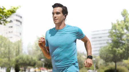 TomTom Spark 3 brings route exploring to the running party TomTom Spark 3 brings route exploring to the running party