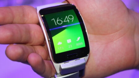 Samsung releases Wi-Fi only Gear S smartwatch – but only in Japan Samsung releases Wi-Fi only Gear S smartwatch – but only in Japan