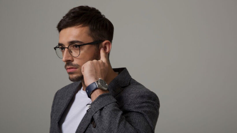 Sgnl smartwatch strap lets you take calls from your fingertip (and it actually works)