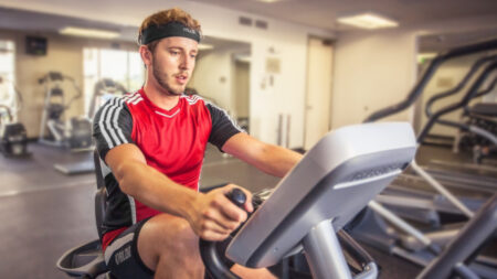 Moov HR Sweat and HR Burn heart rate monitors now available Moov HR Sweat and HR Burn heart rate monitors now available