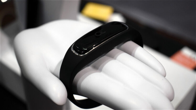 Fuse’s wearables cleverly solve the problem with wireless earbuds