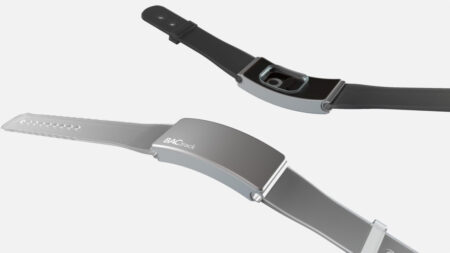 Bactrack’s wearable will tell you how drunk you are Bactrack's wearable will tell you how drunk you are