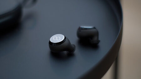 Mymanu Clik smart earbuds are coming to translate languages in real time Mymanu Clik smart earbuds are coming to translate languages in real time
