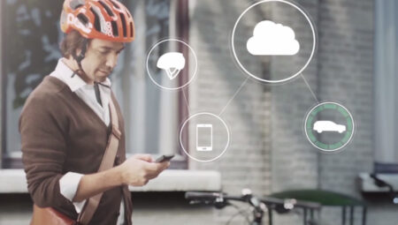 Volvo smart helmet system could help save lives Volvo smart helmet system could help save lives