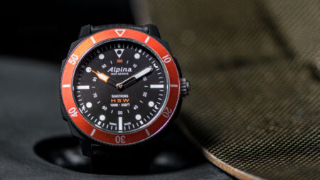 Alpina’s Seastrong Horological is a hybrid smartwatch for divers Alpina's Seastrong Horological is a hybrid smartwatch for divers