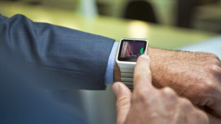 Hey Sony, don’t give up on making Android Wear smartwatches Hey Sony, don't give up on making Android Wear smartwatches