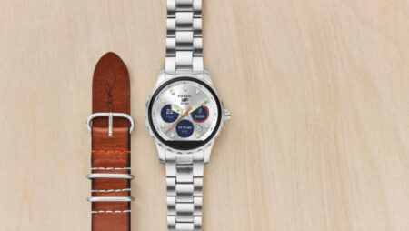 Fossil Q x Cory Richards is a dress smartwatch designed by an adventurer Fossil Q x Cory Richards is a dress smartwatch designed by an adventurer