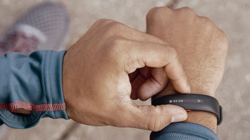 Under Armour to make announcement about fitness tech plans in early 2017