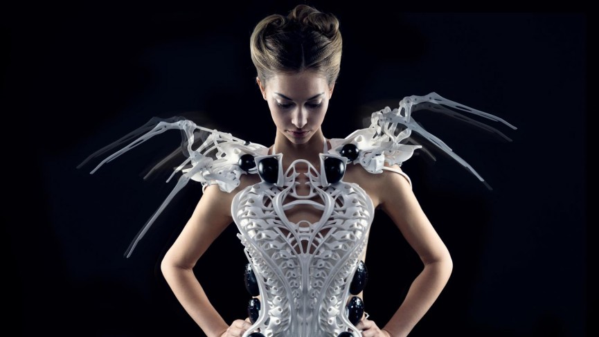 wackiest-wearables-ces-2015-intel-dress-2-1421077474-DgUO-column-width-inline
