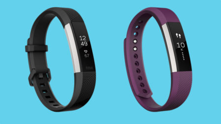 Fitbit Alta HR v Fitbit Alta Fitbit Alta HR v Fitbit Alta