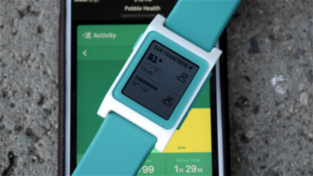 Pebble’s new update will keep its watches working when the lights go off Pebble's new update will keep its watches working when the lights go off