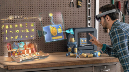 Microsoft boosts HoloLens and Mixed Reality with new partner program Microsoft boosts HoloLens and Mixed Reality with new partner program