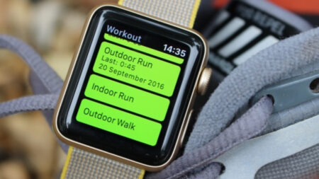 Apple Watch tipped to add baseball, skiing and surfing support