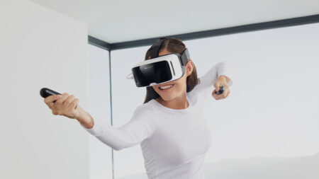 Carl Zeiss and Valve bring Steam VR to mobile headsets Carl Zeiss and Valve bring Steam VR to mobile headsets