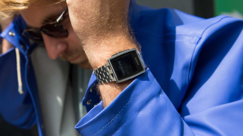 Pebble sells 1 million smartwatches – new devices and software coming in 2015