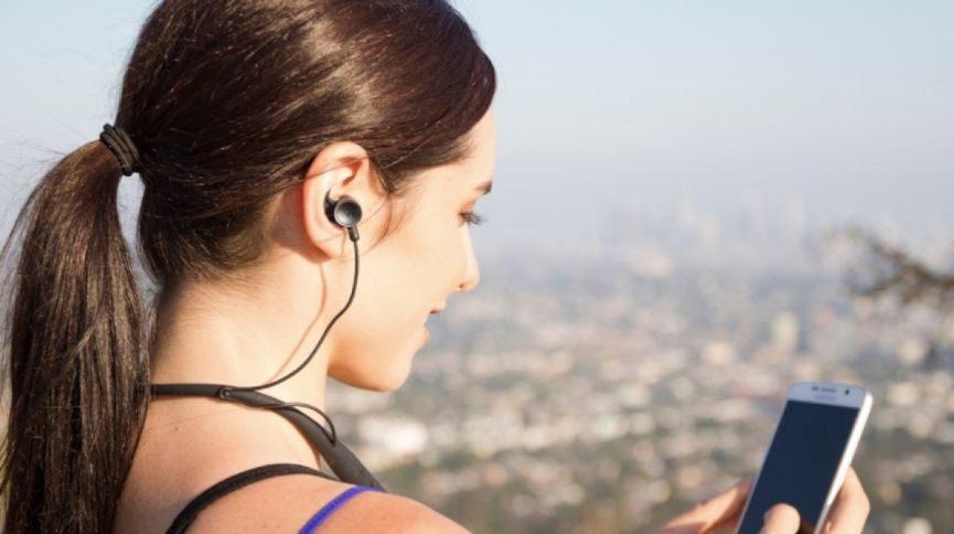 Running tips and guides: How to train better with wearable tech