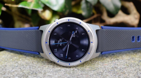 ZTE and Wearsafe are teaming up to make personal safety wearables ZTE and Wearsafe are teaming up to make personal safety wearables
