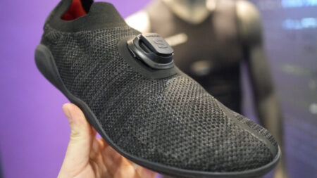 ​Sensoria teams up with Vivobarefoot for connected smart running shoe