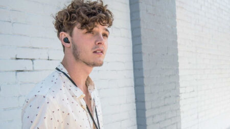 Hearables are breathing new life into hearing aids Hearables are breathing new life into hearing aids