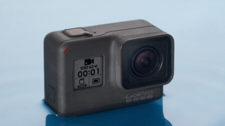 GoPro Hero brings it to the cheap action cam competition GoPro Hero brings it to the cheap action cam competition