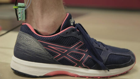 This tendon-tapping wearable can measure tension This tendon-tapping wearable can measure tension