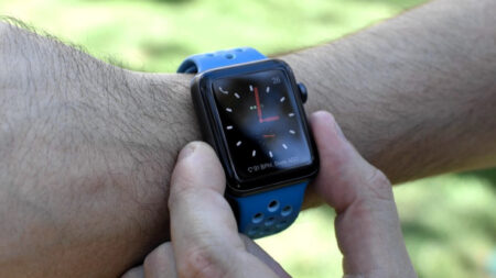 The Apple Watch Series 4 could feature a haptic side button and Digital Crown The Apple Watch Series 4 could feature a haptic side button and Digital Crown