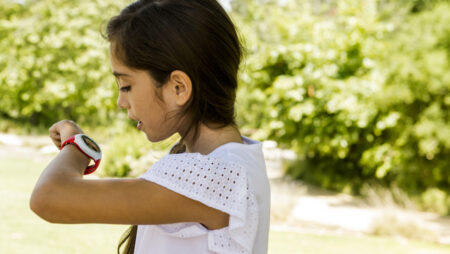 Qualcomm’s Wear 2500 chip will power a new generation of kids’ smartwatches Qualcomm's Wear 2500 chip will power a new generation of kids' smartwatches