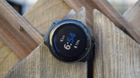 Deezer is now available on a bunch of Garmin watches Deezer is now available on a bunch of Garmin watches