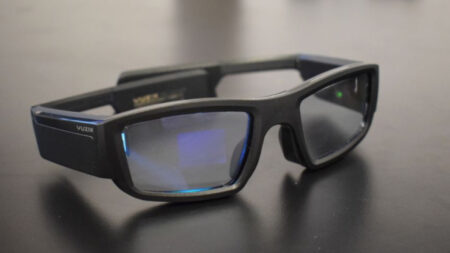 Vuzix teams up with OnCore to bring real-time caddying and tracking to golfers Vuzix teams up with OnCore to bring real-time caddying and tracking to golfers
