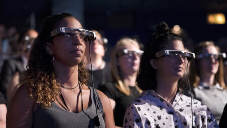 O Caption, My Caption: The National Theatre rolls out accessible smartglasses O Caption, My Caption: The National Theatre rolls out accessible smartglasses