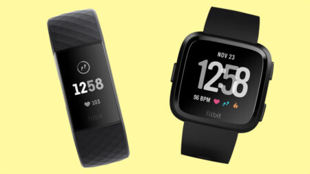 Fitbit Charge 3 v Fitbit Versa: The latest Fitbits face off Fitbit Charge 3 v Fitbit Versa: The latest Fitbits face off