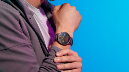 Misfit Vapor 2 gets sportier with GPS and brings Google Pay to the party Misfit Vapor 2 gets sportier with GPS and brings Google Pay to the party