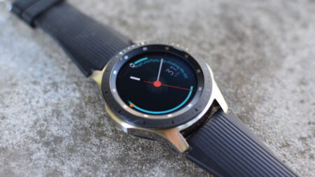 Samsung patent reveals its next smartwatch may feature physical hands Samsung patent reveals its next smartwatch may feature physical hands