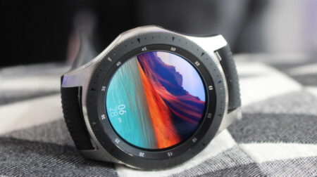 Samsung Galaxy Watch 4G is finally coming to the UK courtesy of EE Samsung Galaxy Watch 4G is finally coming to the UK courtesy of EE
