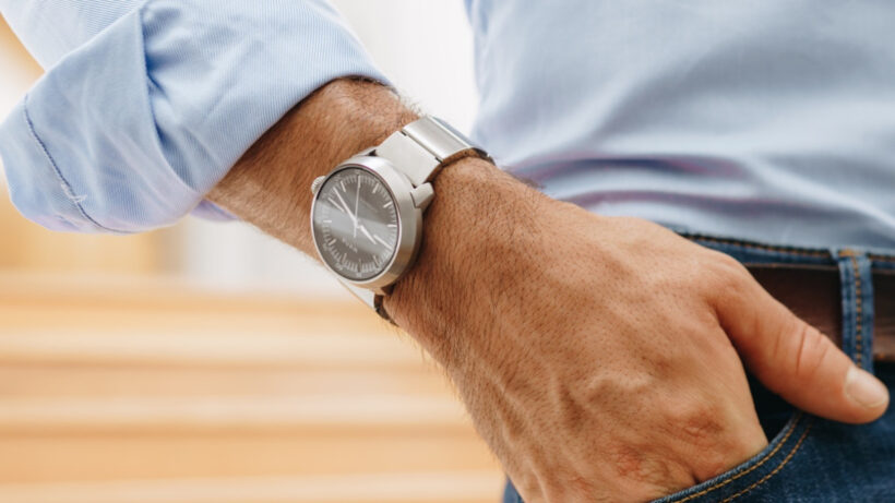 wena wrist WN-WB０１S Sony Wena Wrist straps attach killer smarts to your fancy-but-dumb