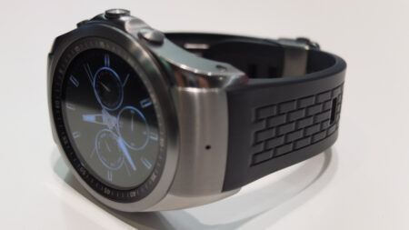 LG Watch Urbane LTE preview: Android Wear not missed in this heavy hitter LG Watch Urbane LTE preview: Android Wear not missed in this heavy hitter