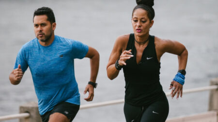 Older runners run faster London Marathon times than younger runners, says Strava