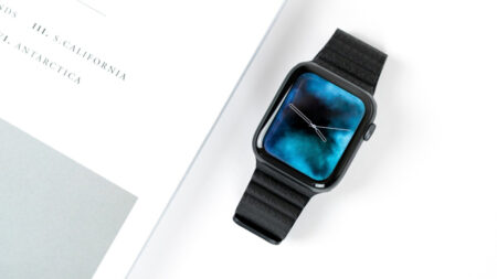 How to clean your Apple Watch band