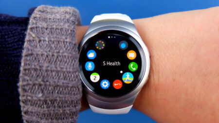 The four-year-old Samsung Gear S2 just got a surprise update The four-year-old Samsung Gear S2 just got a surprise update