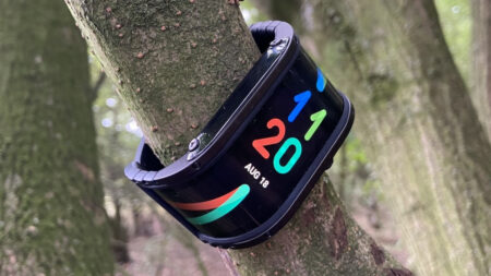 Nubia Watch is the embodiment of a smartwatch vision that nobody asked for Nubia Watch is the embodiment of a smartwatch vision that nobody asked for