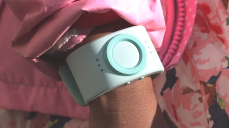 Tinitell wearable for little ‘uns wins big at SXSW Interactive 2015 Tinitell wearable for little ‘uns wins big at SXSW Interactive 2015