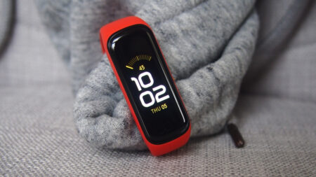 Samsung Galaxy Fit 2 review: Samsung’s cheapest tracker put to the test Samsung Galaxy Fit 2 review: Samsung's cheapest tracker put to the test
